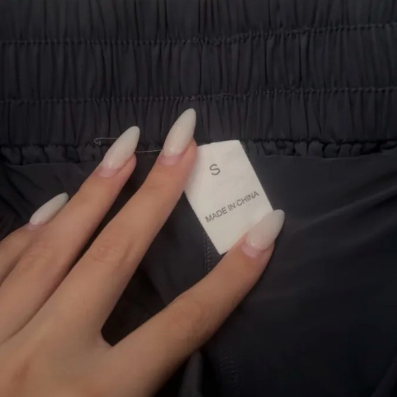 Amazon Shorts - Picture 2 of 2